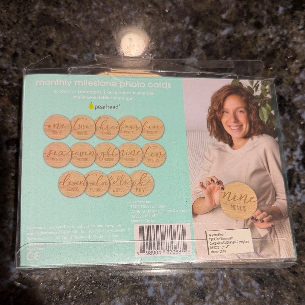 Pearhead Natural Wood Baby Milestone Cards - Picture 2 of 2